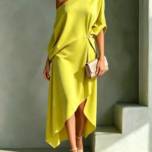 Yvonne | Elegant asymmetrisk klänning