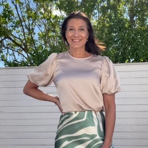 VIELLETTE 2/4 SATIN PUFF TOP CEMENT