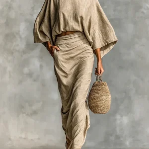 Willow | Beige Tvådelad Set med Batwing Topp och Lång Kjol för Enkelt Elegans